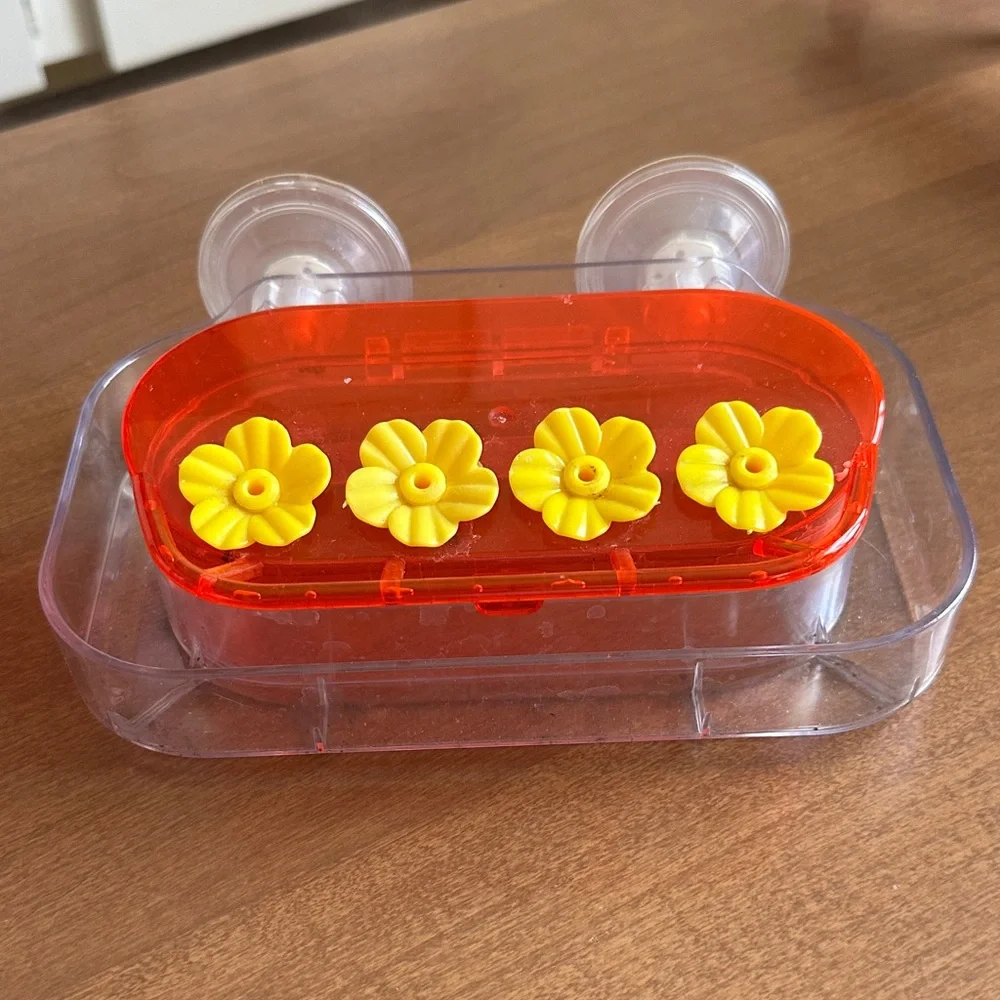 Hummingbird Feeder with Suction Cup for Window